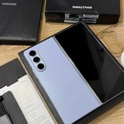 Samsung Galaxy Z Fold 4 Unlocked, FREE Smartwach/ Headphones. Pay $1 Today Rest in payments. NO CREDIT NEEDED FINANCING