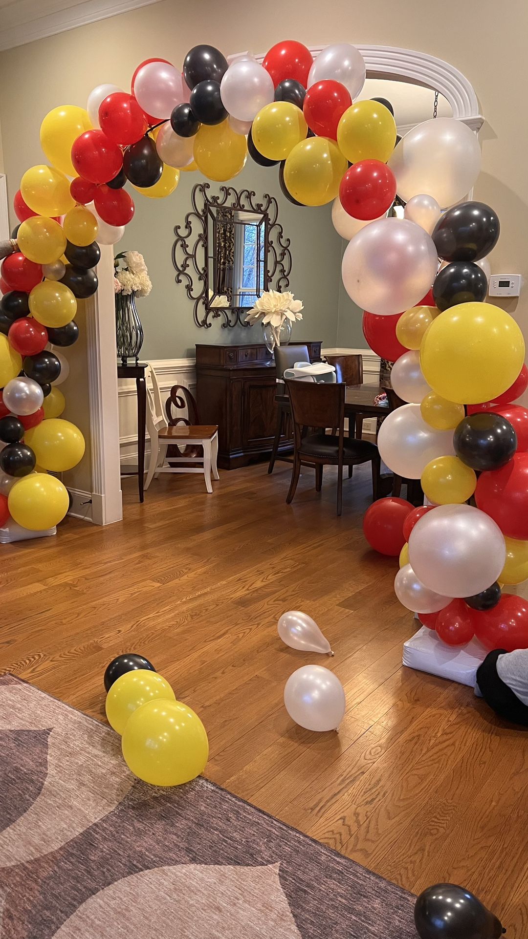 Pre Made Balloon Arch