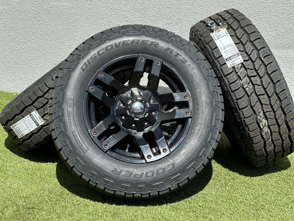 Fuel Rims 18” Jeep Wrangler Wheels Rubicon 5x127mm AT 275/65R18 Tires JL Gladiator JK Sahara