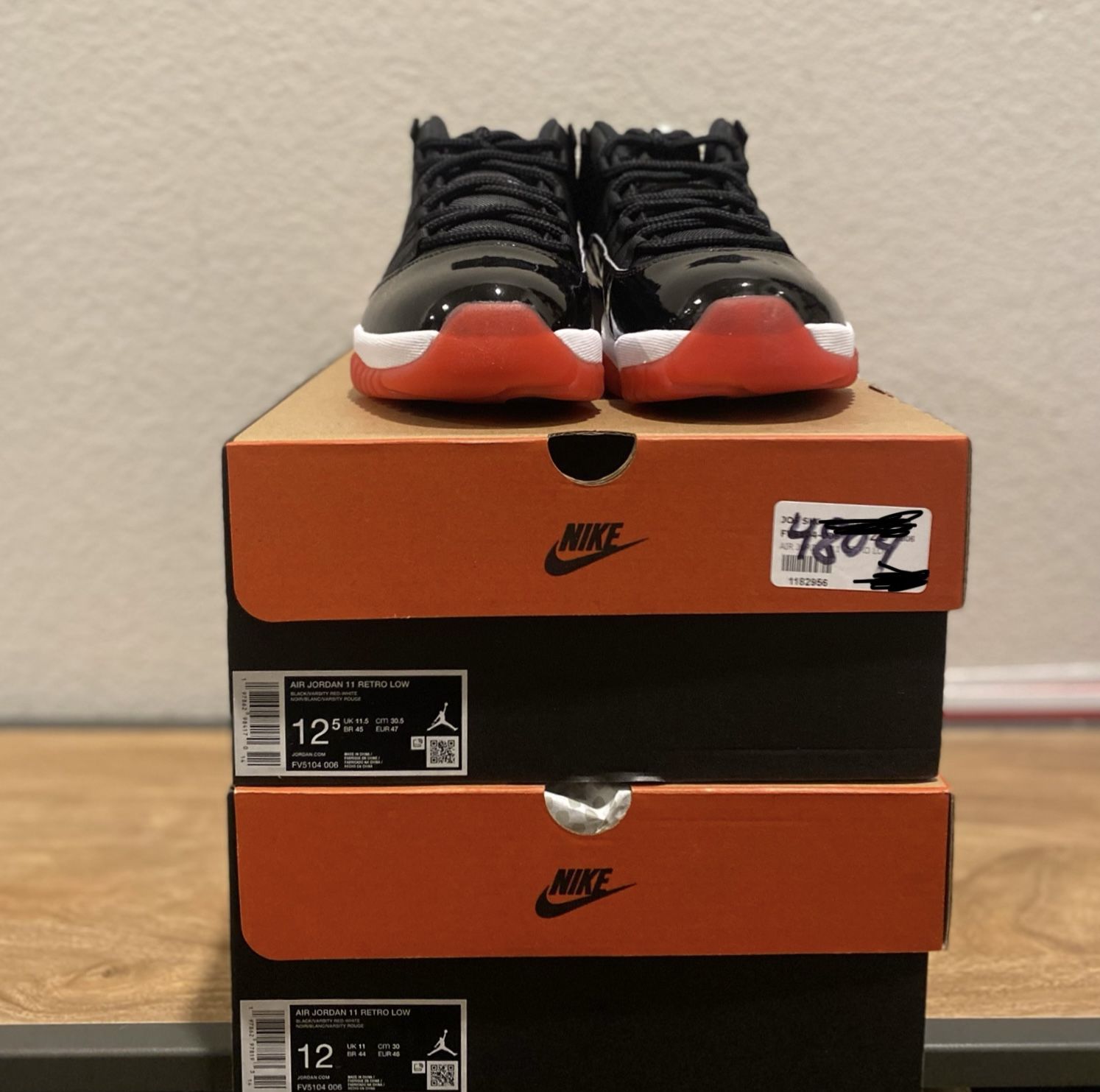 Jordan 11 Low Bred