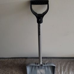Snow Shovel 