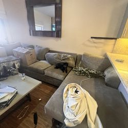 Extra Large Brown Couch With Pull Out Bed