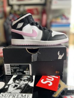 Jordan 1 Mid Arctic Pink size 3Y