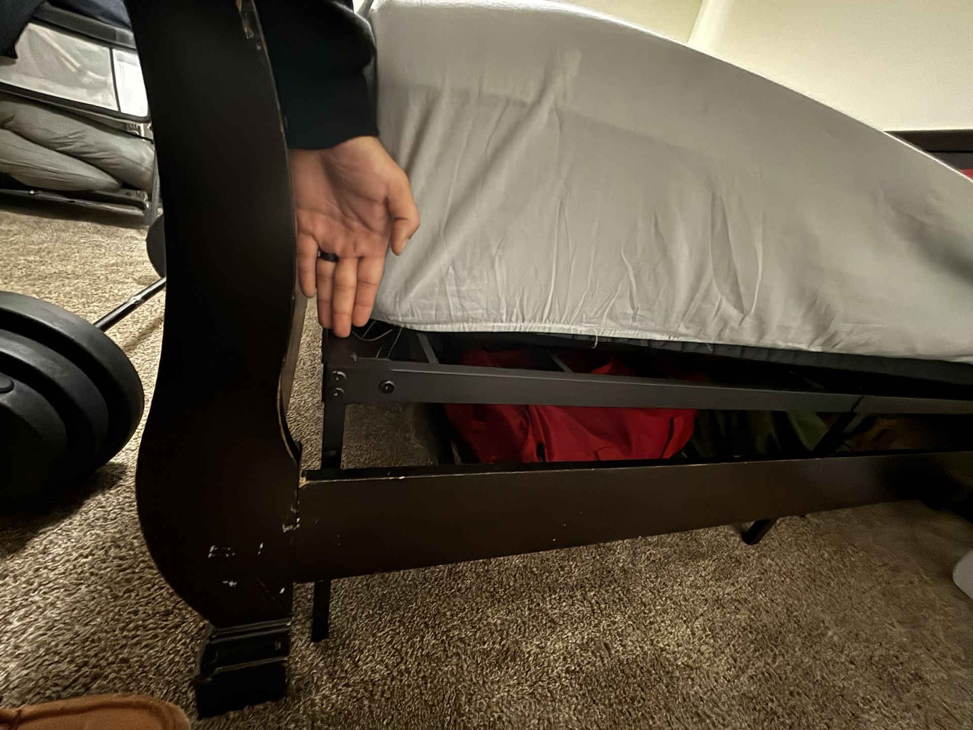 King Size Mattress And Bed Frame With Metal Platform