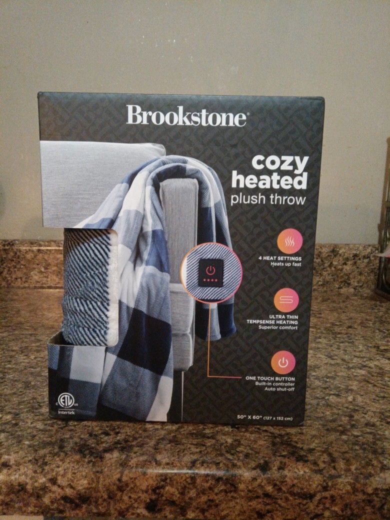 Brookstone 50"x60" Cozy Heated Plush Throw Blanket - Navy Buffalo Plaid 