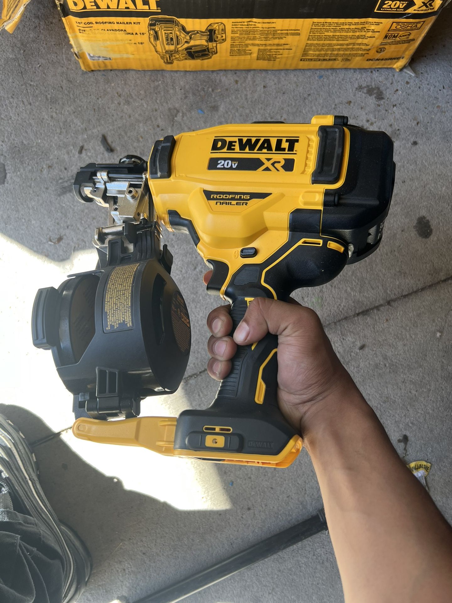 Roofing Nailer Dewalt