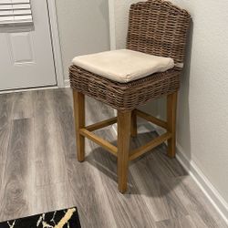 Wicker Bar Stool W/ Seat Cushion