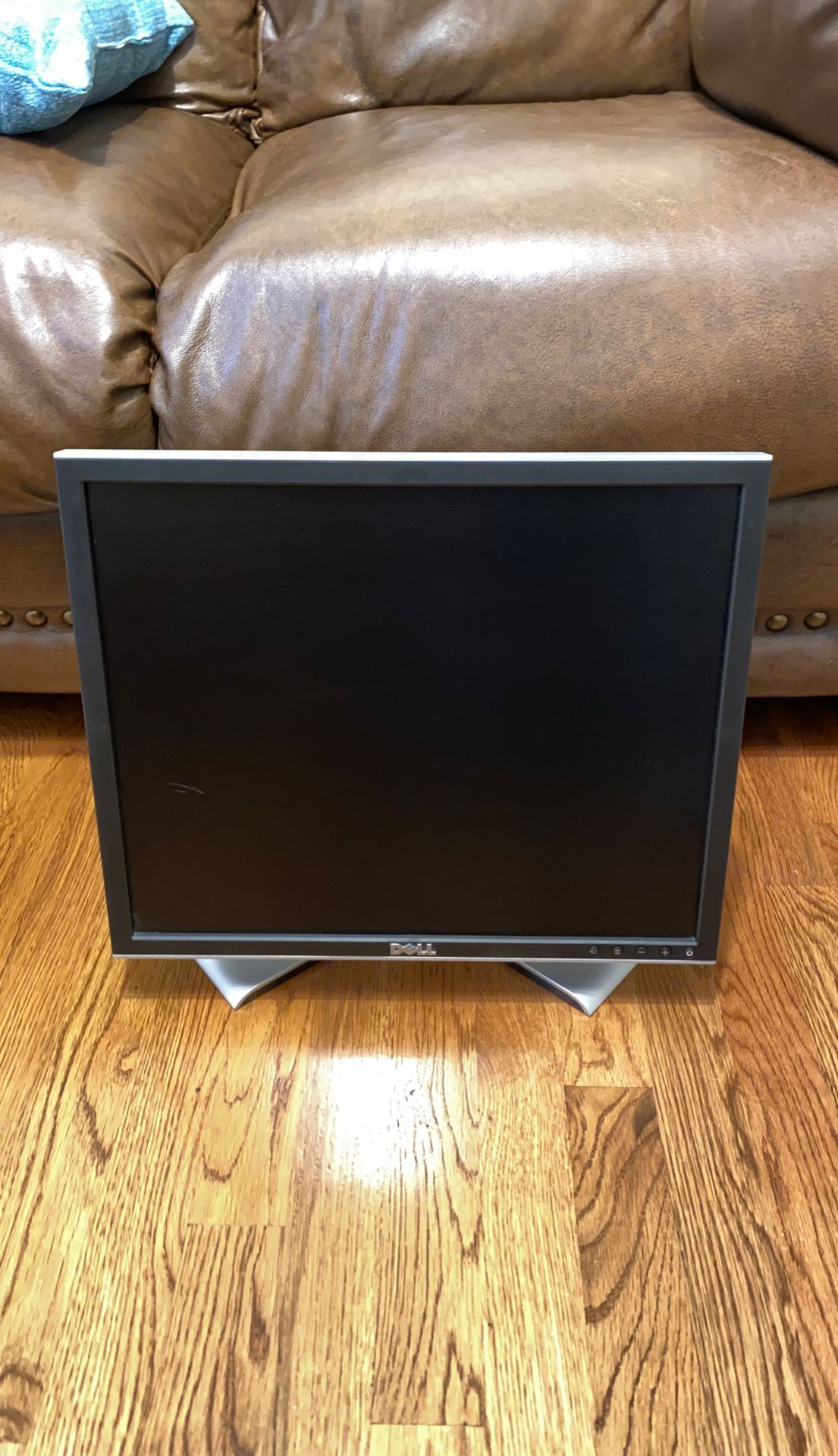 19” Dell computer monitor