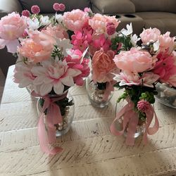 Centerpiece / Flower Arrangements 5 Total