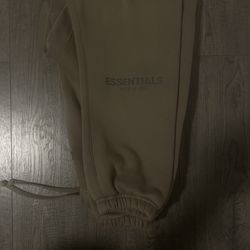 Essentials Fear Of God 
