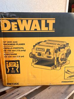 New DeWalt DW735X 13" Thickness Planer