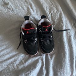 Jordan 4’s Toddler 8c Breds 