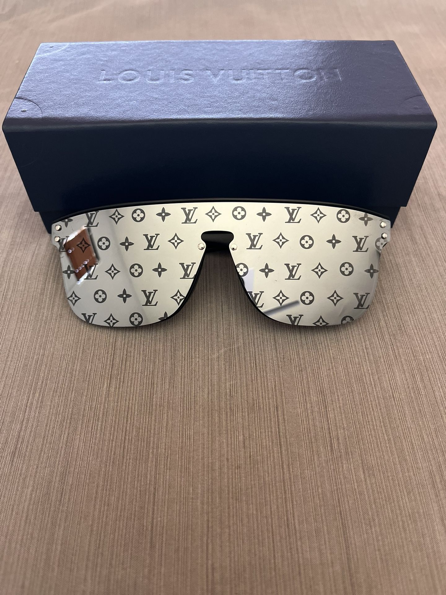 Louis Vuitton Sunglasses 