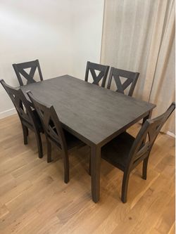 Dining table set