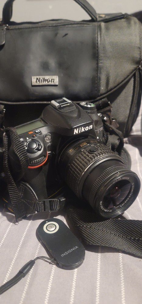 Nikon D7100 Bundle