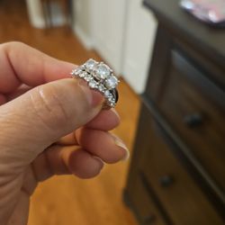 Wedding Ban And Engagement 💍