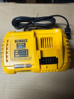 FLEXVOLT Lithium- Ion Fan Cooled Fast Battery Charger