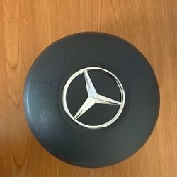 2019 Merz Benz GLE Steering wheel airbag