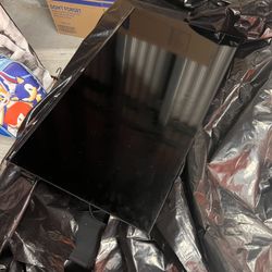 50’ Roku Tv Model 100012585