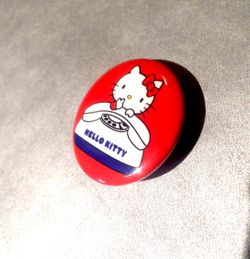 Hello Kitty Pin