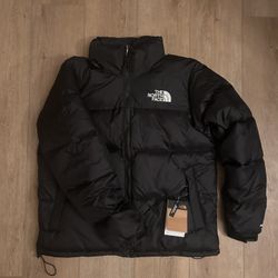 North face 700 puffer  (Send offers please)