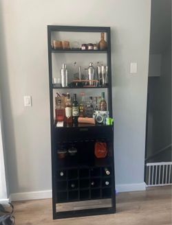 Black bar console