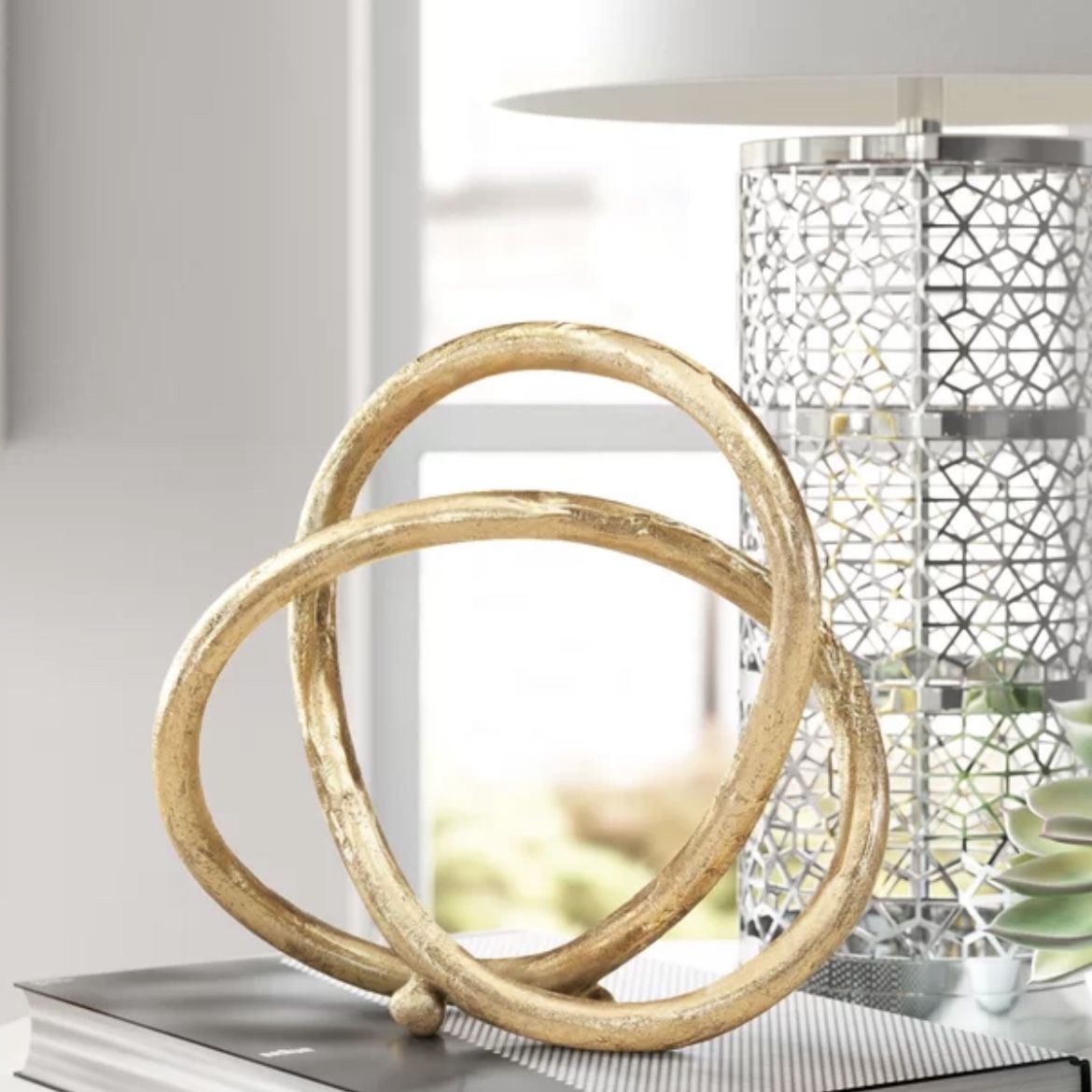 Eternal Loop Sculpture