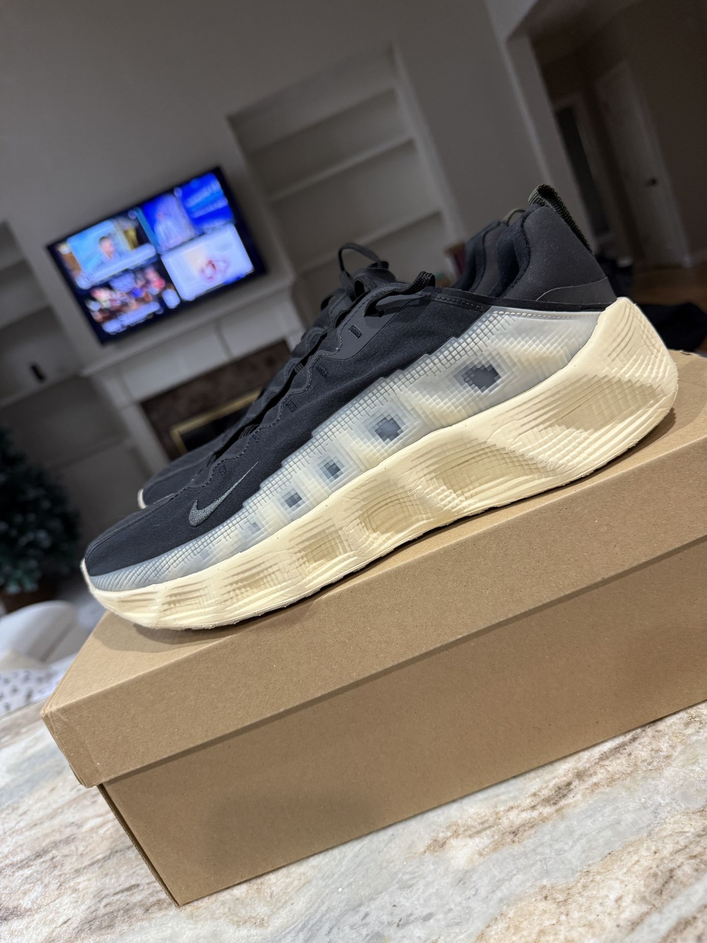 Nike Ava Rover - Size 12 - $100