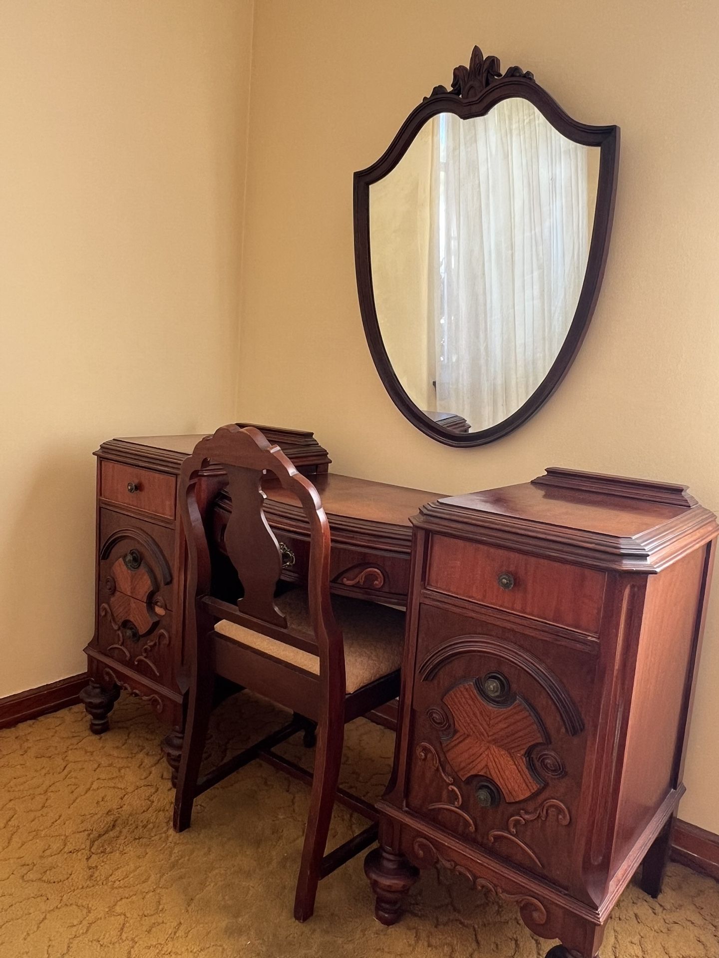Antique wooden vanity desk w/ chair & mirror
