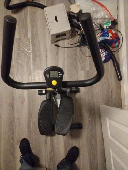 Exercise Machine Compact