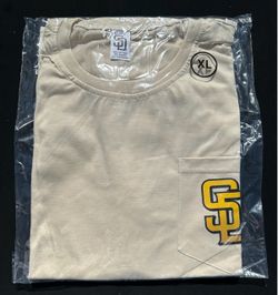 Padres Superhero Pocket T-Shirt Size XL - New