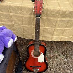 Super Old Guitar 