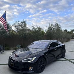 2016 Tesla Model S 90D - Premium Electric Sedan