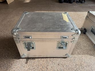 Heavy Duty Rolling Aluminum Equipment Case(2 Sizes)