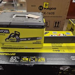NEW Ryobi 18" 2 Cycle Gas Chainsaw 38cc RY3818