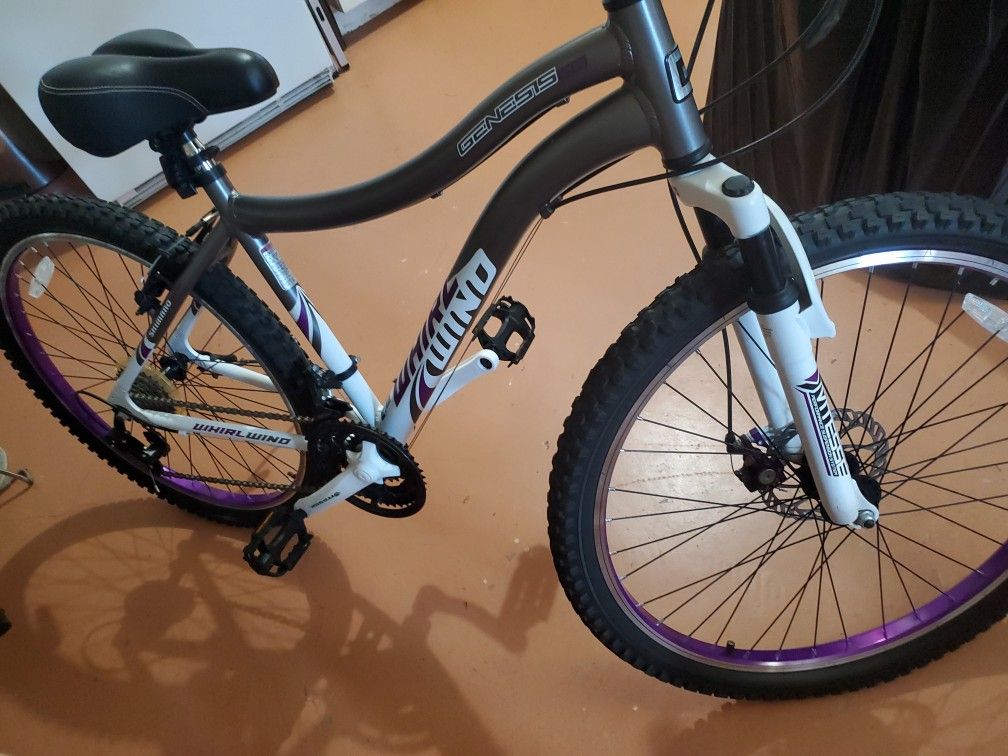 Genesis 26'' Whirlwind Women's Montain Bike;Gray