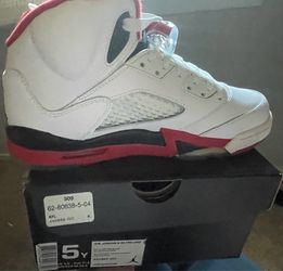 Air Jordan retro 5s