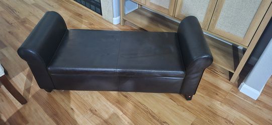 Small ottoman