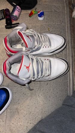 Size 9 Jordan 3 Fire Red