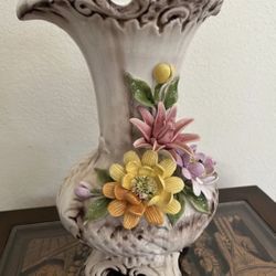 Pretty Floral Vases  (pair) REDUCED !! 