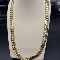 10k Cuban necklace