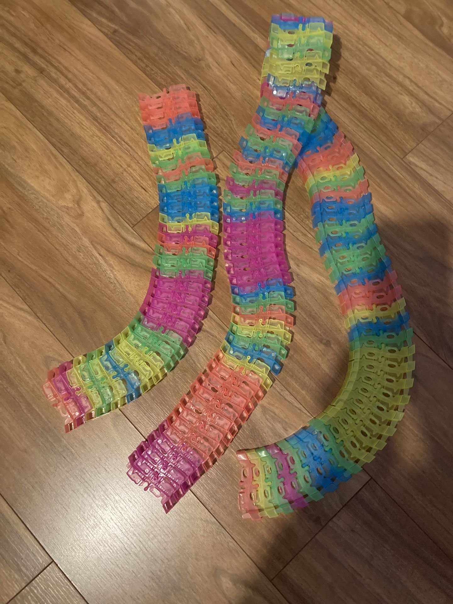 Magic Neon Tracks, Read Description
