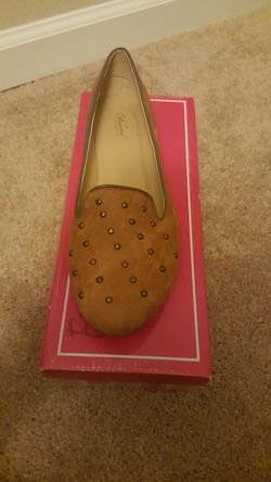 Women's flats