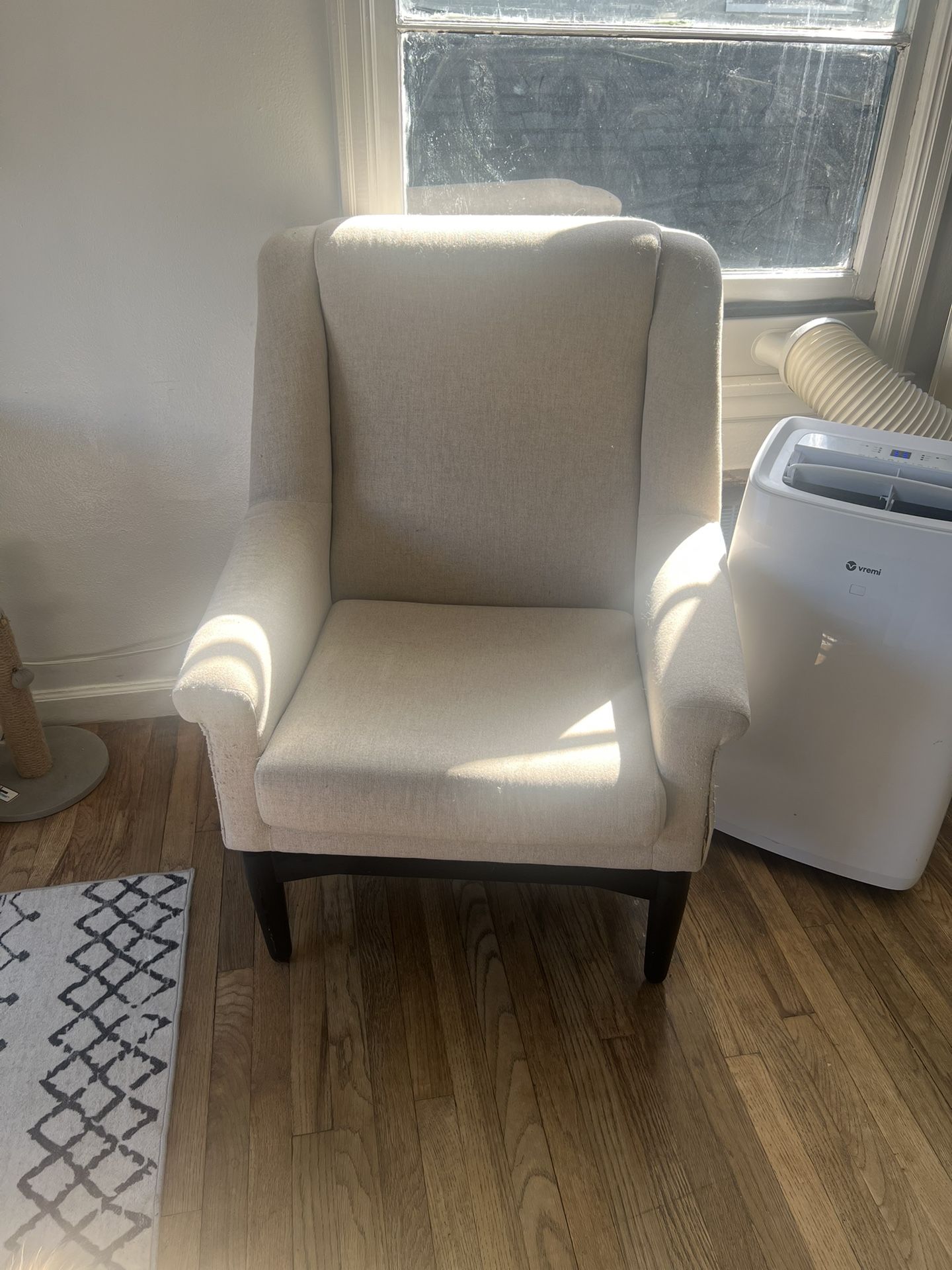 Free Accent Chair 
