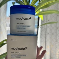 Facial toning pads(Medicube)