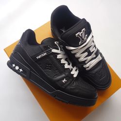 Designer Shoes Size 4-13