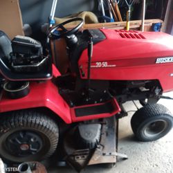 Kohler Riding Lawnmower w/many Accessories 