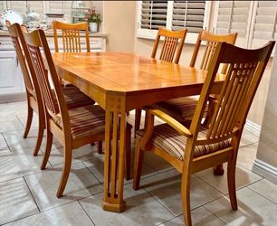 Wood dining table set