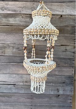 Seashell decorative hanger
