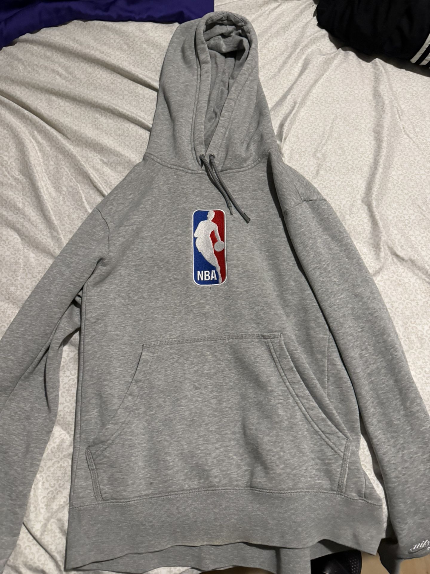 Rare Nike SB NBA Hoodie Size small